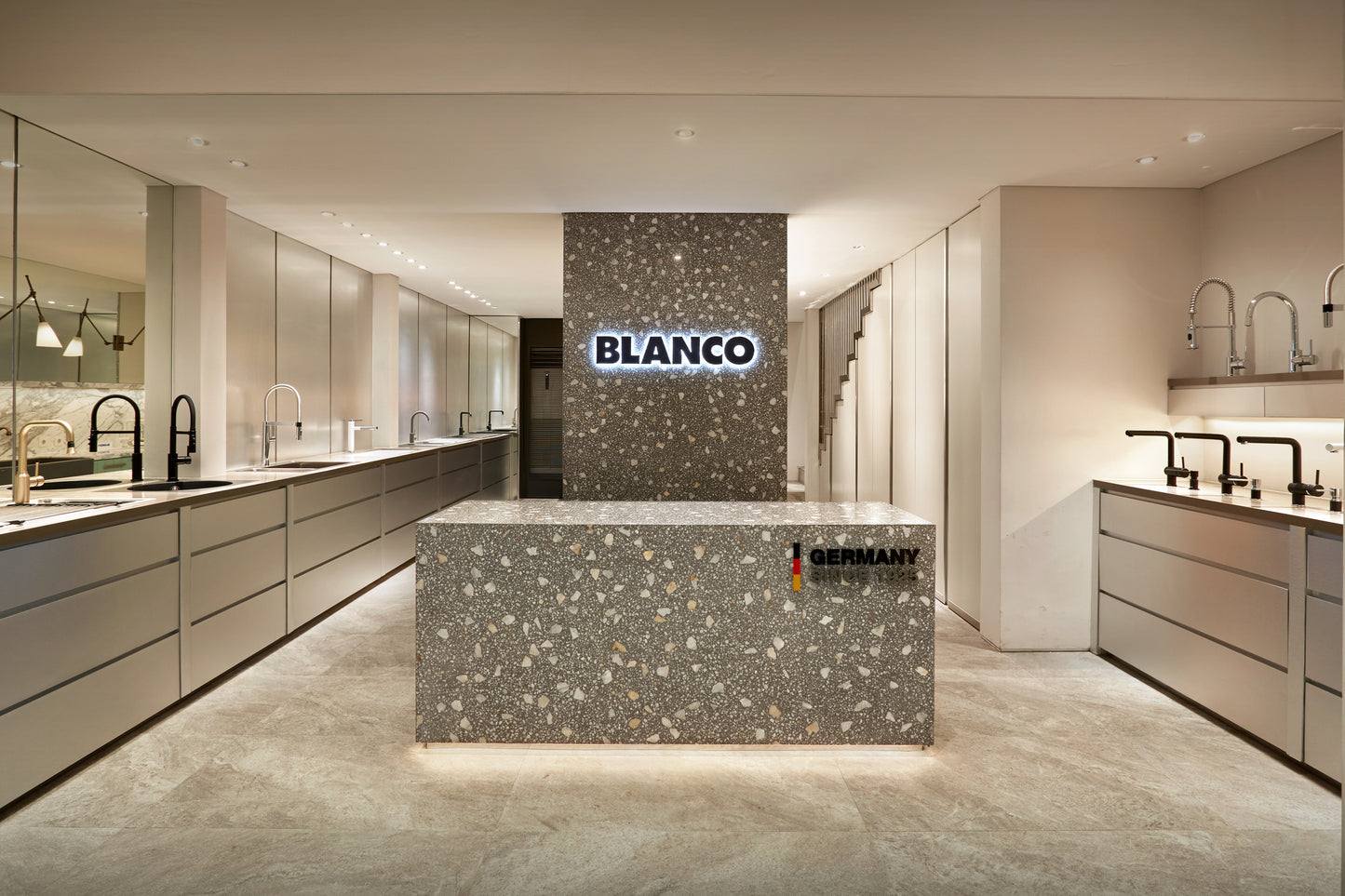 Blanco Showroom