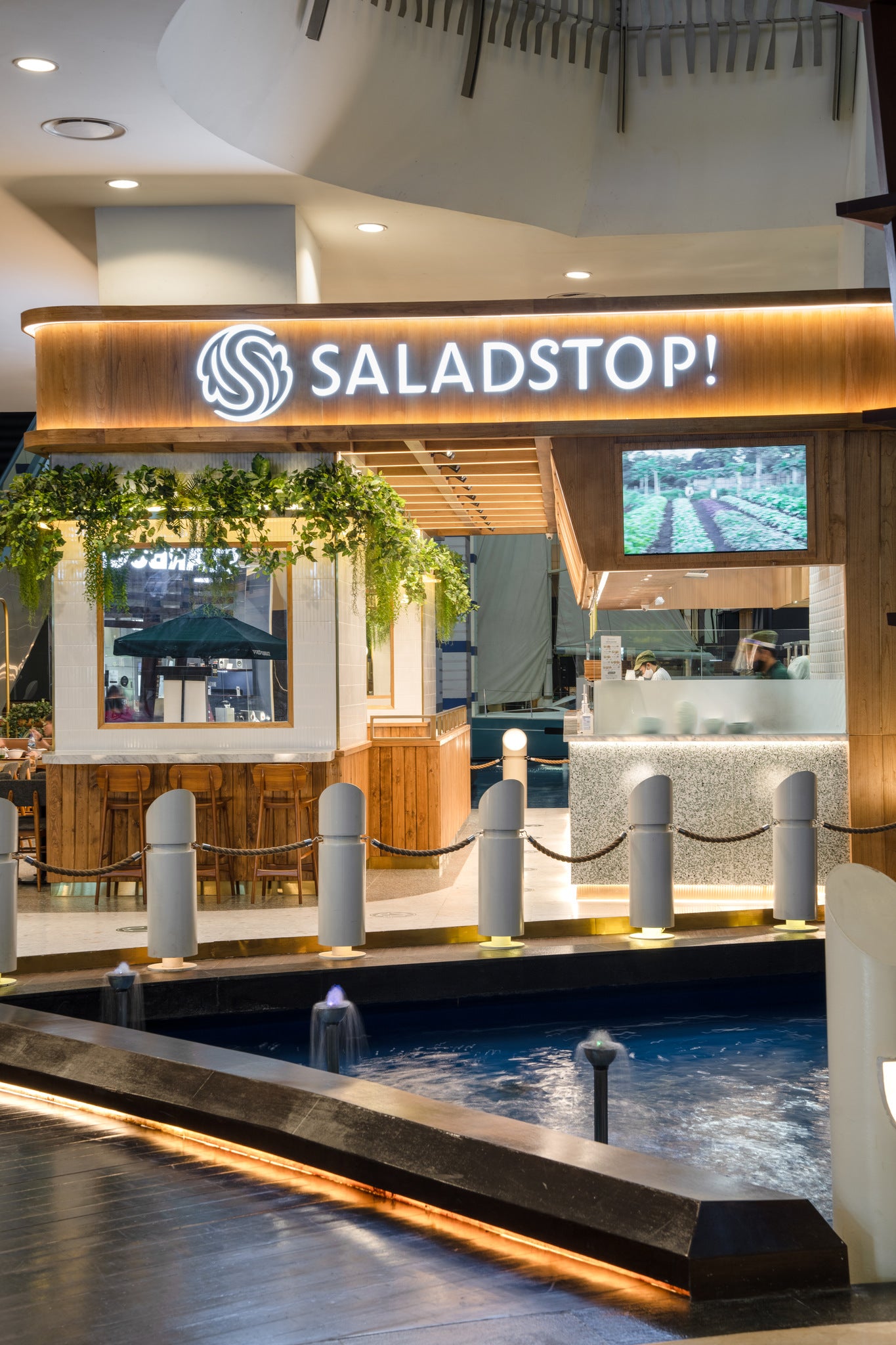 SaladStop! Pacific Place